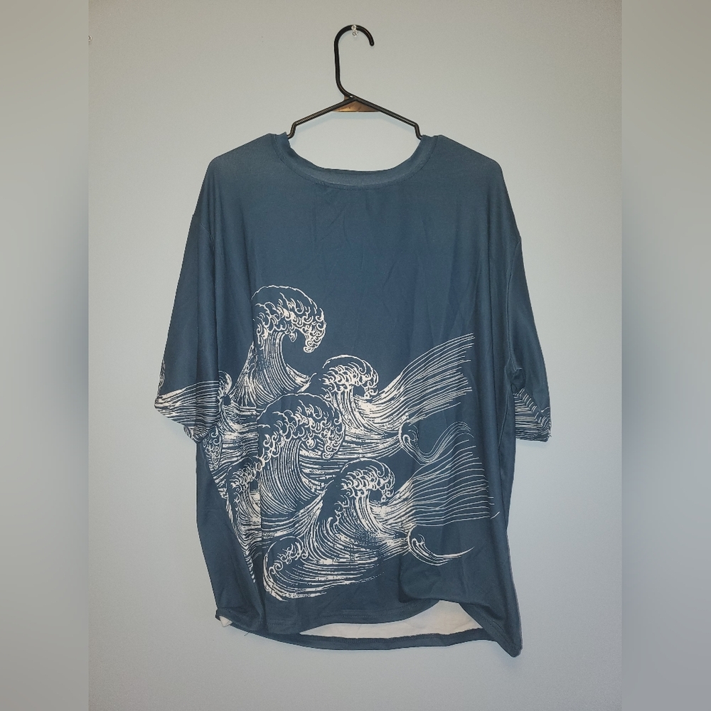 Amazon Essentials Blue and White Short Sleeve Tee
